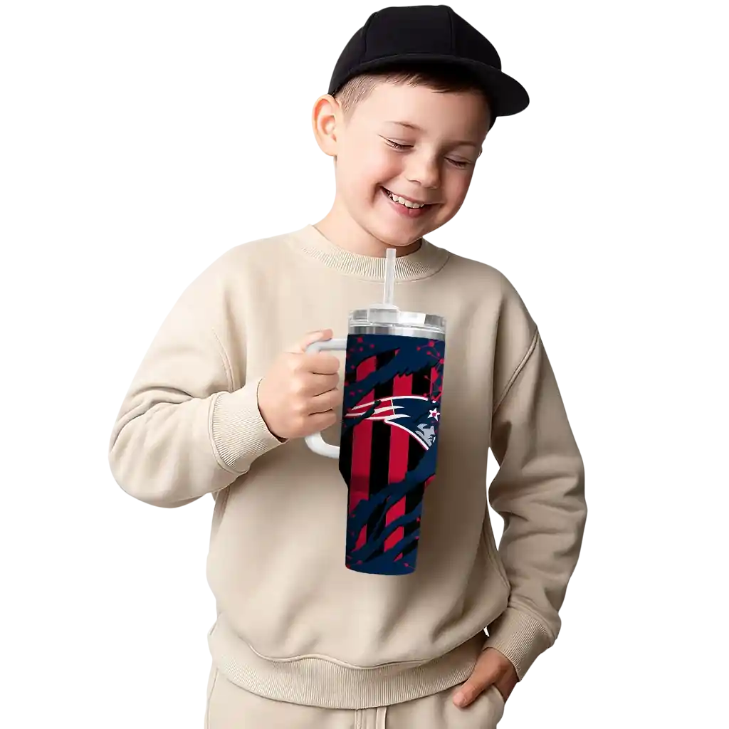 custom new england patriots claw cut blue black curved tumbler latest model.webp custom new england patriots claw cut blue black curved tumbler latest model.webp