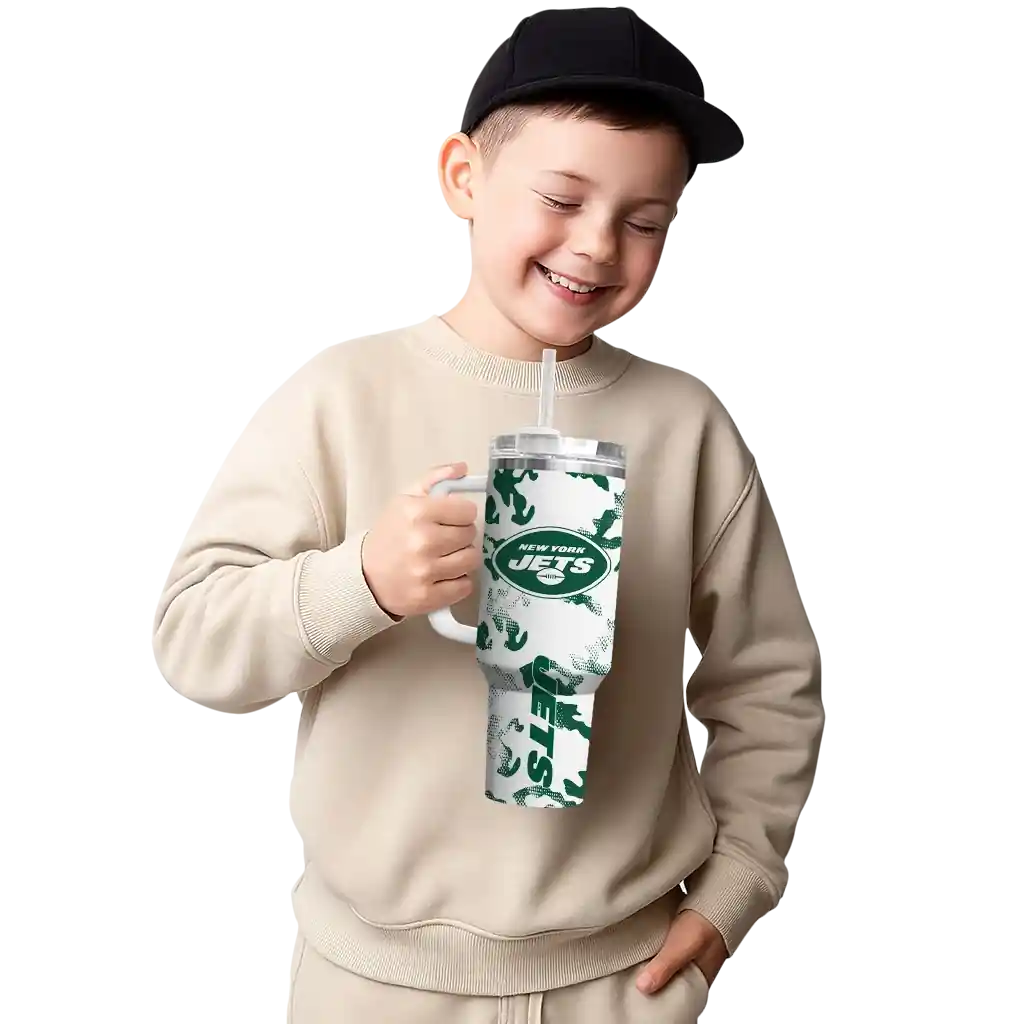 personalized new york jets camo mashup green white curved tumbler latest model.webp personalized new york jets camo mashup green white curved tumbler latest model.webp